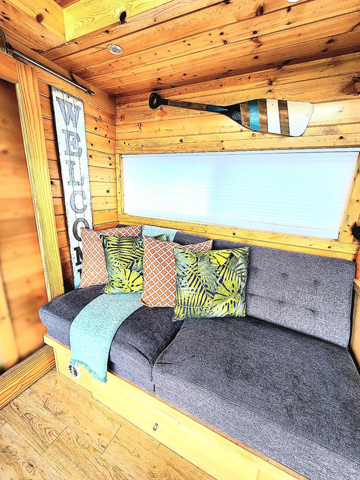 Orlando Lakefront Tiny Houses Room photo
